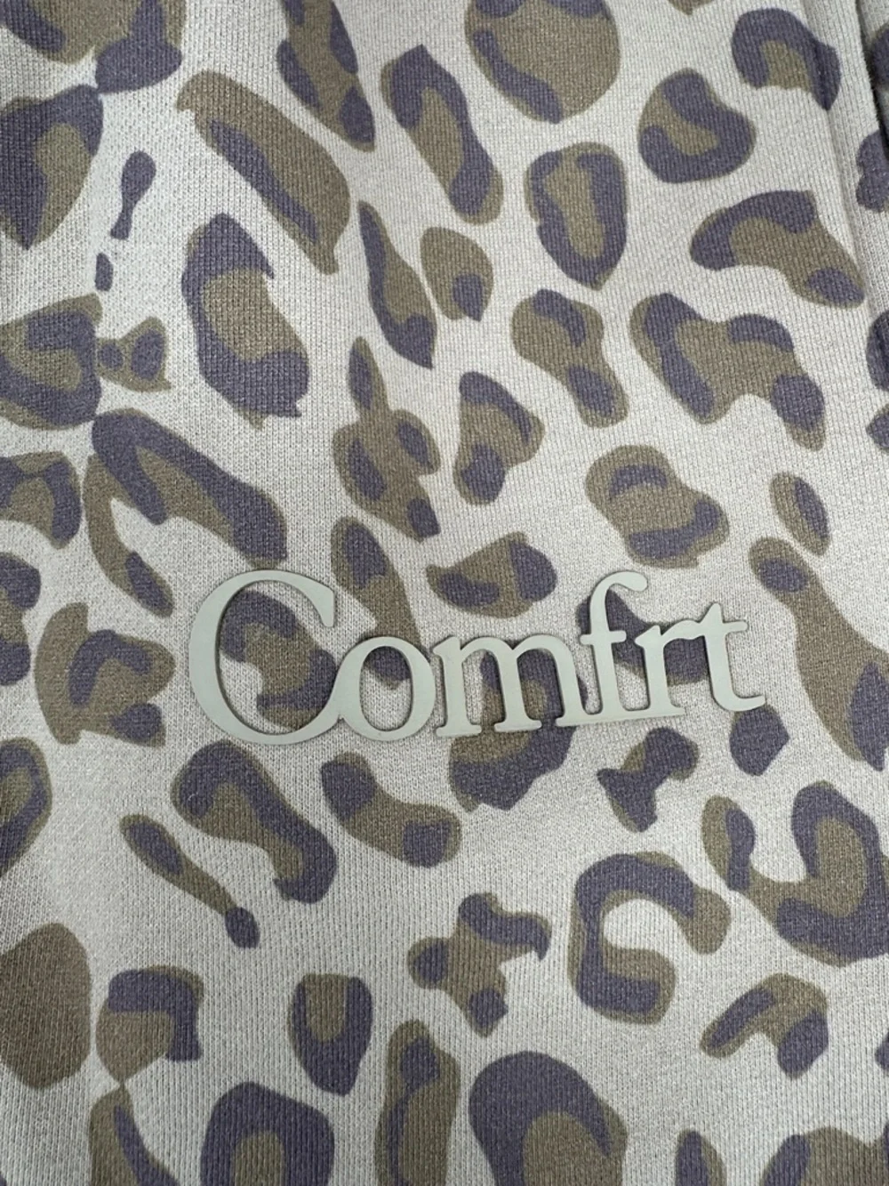 Comfrt Women’s Tan Leopard Print Pants - Picture 2 of 5